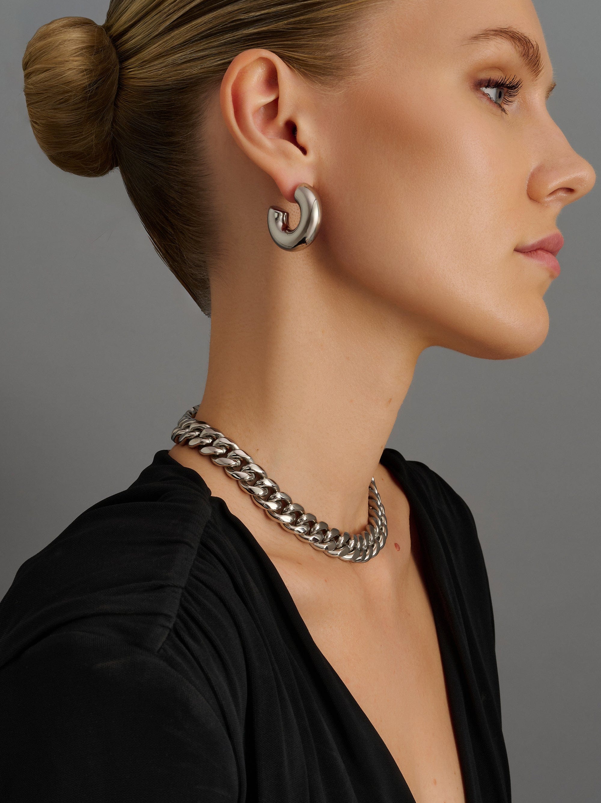 Women's Chunky Cuban Chain Choker 1